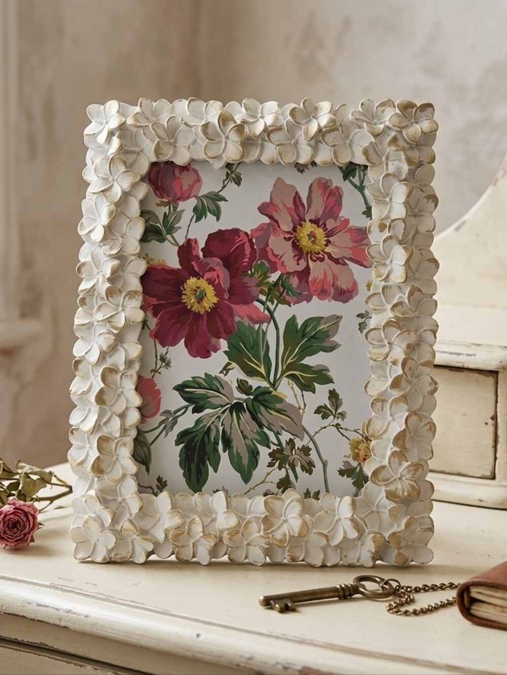 Laura Ashley Floral Molded Picture Frame White Gold Like New 5 X 7